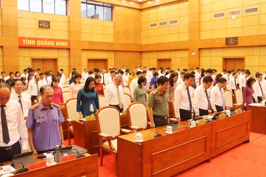 Nhiều chính sách hỗ trợ thiệt hại do bão số 3 được quyết nghị tại Kỳ họp thứ 21 HĐND tỉnh Quảng Ninh