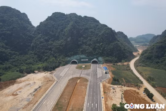 Những vị trí nào trên đường cao tốc bắt buộc phải có hệ thống chiếu sáng?