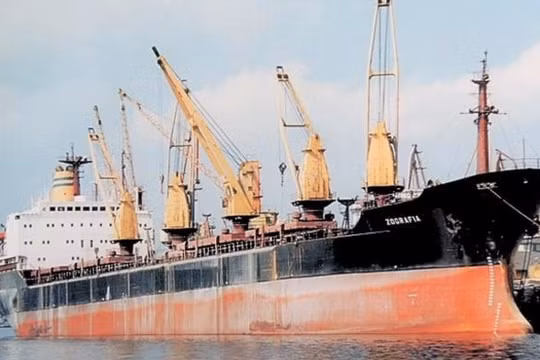 Mỹ và Houthi tiếp tục giao tranh ở Biển Đỏ, thương mại quốc tế ngày càng căng thẳng
