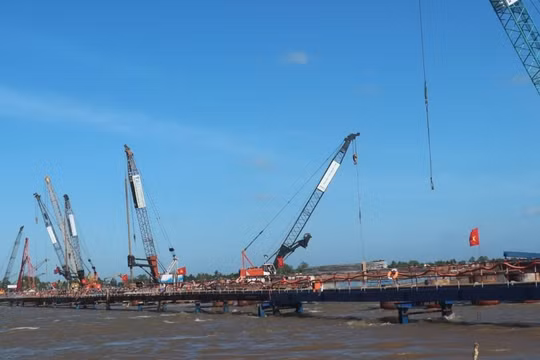 Phê duyệt điều chỉnh thời gian hoàn thành dự án cầu Đại Ngãi
