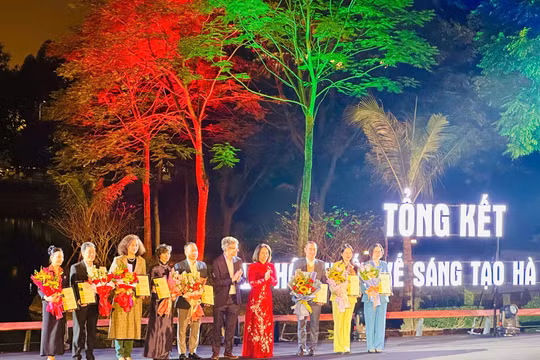 Khoảng 30 vạn người tham gia trải nghiệm Lễ hội Thiết kế sáng tạo Hà Nội 2024