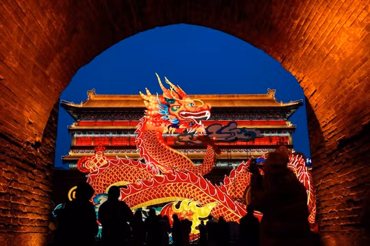 Thưởng thức lễ hội đèn lồng ở nơi khởi đầu của Con đường tơ lụa