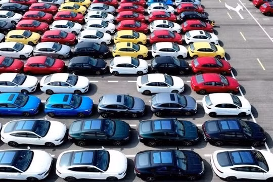 Canada sẽ đánh thuế xe điện, nhôm và thép nhập khẩu từ Trung Quốc