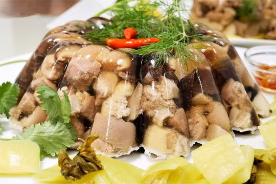 Thịt đông và canh bóng Việt Nam lọt top món ăn từ nấm ngon nhất thế giới