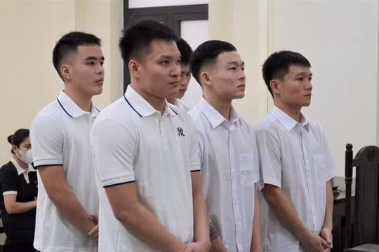 Tổ chức sử dụng ma tuý, 5 cựu cầu thủ Hà Tĩnh cùng nhau lĩnh án