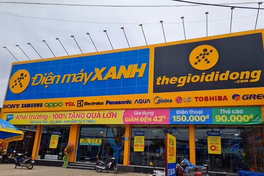 Thế Giới Di Động (MWG) vẫn thưởng cổ phiếu cho quản lý dù sa thải 10.000 nhân viên trong năm 2023
