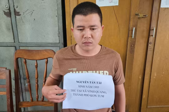 Kon Tum: Em trai cầm rìu chém chết anh ruột