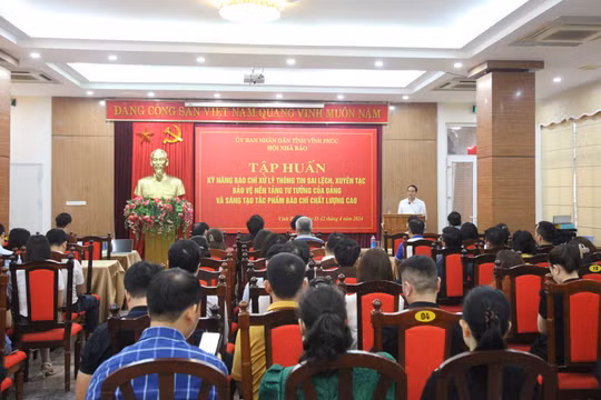Hội Nhà báo tỉnh Vĩnh Phúc tập huấn trao đổi kỹ năng, phương pháp làm báo chí hiện đại