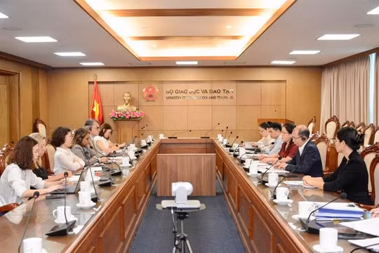 Thúc đẩy hợp tác với Ngân hàng Thế giới để phát triển giáo dục mầm non