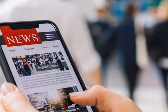 Cách The Economist thu hút độc giả trẻ thông qua báo chí chất lượng và quảng bá thương hiệu