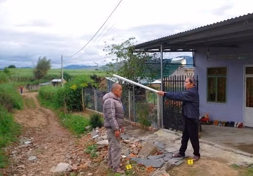 Gia Lai: Ném đá vào bờ rào nhà người khác, người đàn ông bị đánh trọng thương