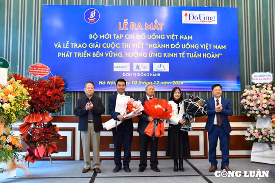 Trao giải cuộc thi viết 'Ngành Đồ uống Việt Nam phát triển bền vững, hưởng ứng kinh tế tuần hoàn'