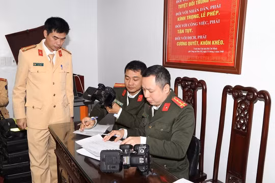 Bộ Công an kiểm tra các máy đo nồng độ cồn tại Hà Nam