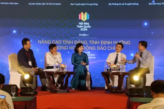 Cần làm tốt công tác cán bộ để nâng cao tính Đảng trong hoạt động báo chí