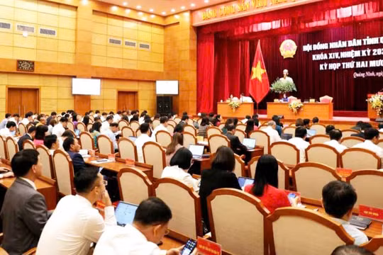 Khai mạc Kỳ họp thứ 22 Hội đồng nhân dân tỉnh Quảng Ninh khóa XIV