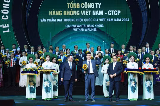 Vietnam Airlines tiếp tục khẳng định “Thương hiệu quốc gia” cho dịch vụ vận tải hàng không