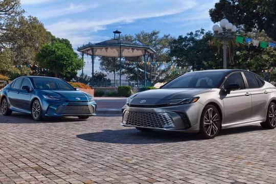Xe sedan cỡ D đã thật sự hết thời?