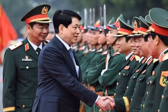Chủ tịch nước Lương Cường thăm và làm việc tại Quân đoàn 12