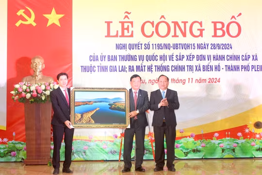 Gia Lai: Công chức, viên chức cấp xã dôi dư được hỗ trợ tối đa 100 triệu đồng/người.