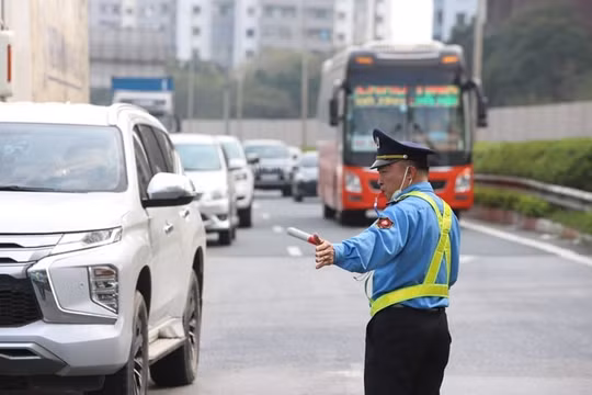 Hà Nội: Nỗ lực phục vụ tốt người dân đi lại dịp cao điểm Tết Nguyên đán 2024