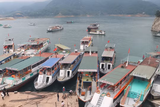 Tháo gỡ khó khăn liên quan đến đăng kiểm phương tiện thủy nội địa