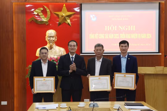 Hội Nhà báo tỉnh Vĩnh Phúc nỗ lực vượt qua khó khăn, thực hiện tốt các nhiệm vụ, kế hoạch đề ra