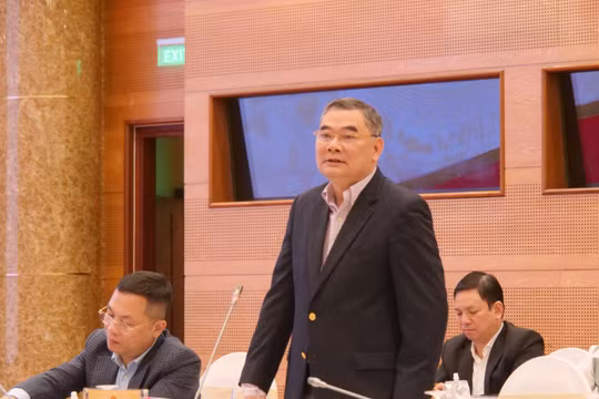 Công cuộc đấu tranh phòng chống tham nhũng, tiêu cực là điểm sáng, "làm một vụ cảnh tỉnh cả vùng"