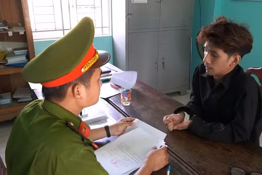 Tạm giữ đối tượng dùng video nhạy cảm để tống tiền người yêu cũ
