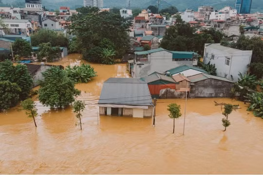 Tổng công ty Điện lực miền Bắc thông tin về tình hình mưa lũ và sạt lở đất ảnh hưởng đến hệ thống lưới điện ở một số tỉnh phía Bắc
