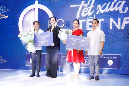 "NTK Việt Hùng đồng hành cùng tài năng trẻ HUTECH tại Fashion Show "C.D CHIC Tết xưa Tết nay"