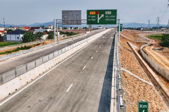 Xử lý bất cập về mương thoát nước, đường dân sinh cao tốc Nghi Sơn - Diễn Châu