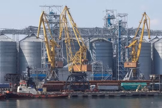 Kinh tế Ukraine sẽ chật vật nếu gặp khó khăn từ viện trợ phương Tây