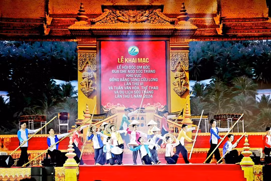 Sóc Trăng: Khai mạc Lễ hội Oóc Om Boc – Đua ghe Ngo năm 2024