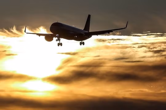 Máy bay biến mất trên bầu trời Afghanistan, chưa rõ nguồn gốc máy bay