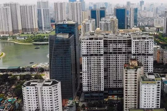 Chủ tịch HoREA nhắn nhủ doanh nghiệp bất động sản về bài học "nhớ đời"