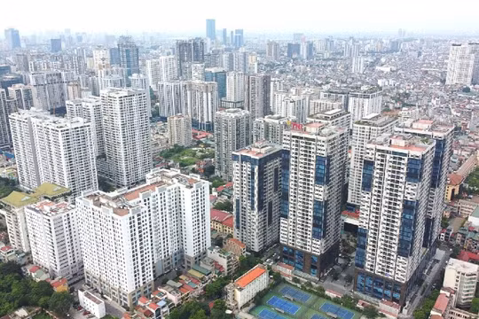 Giá căn hộ Hà Nội tăng chưa có điểm dừng, Luật mới sẽ 'ghìm cương' giá nhà?