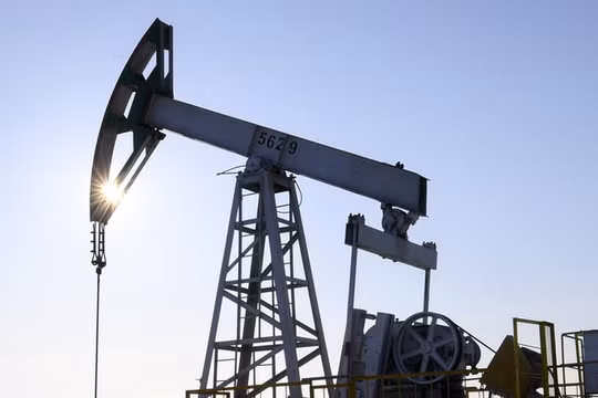 Giá khí đốt, LNG vẫn giảm vì nhu cầu yếu