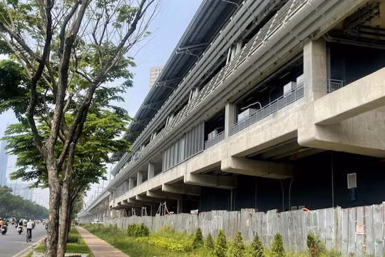 Di dời, đốn hạ gần 200 cây xanh để kết nối nhà ga tuyến metro số 1