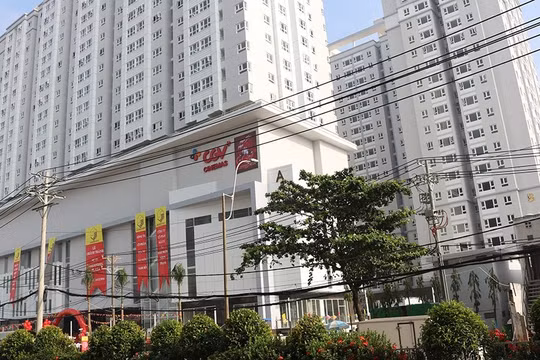 Saigonres (SGR) nguy cơ vỡ kế hoạch năm, bán 20 triệu cổ phiếu lấy tiền trả nợ
