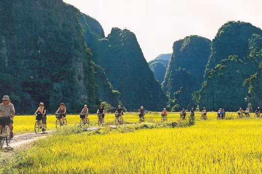 Phát triển sản phẩm du lịch đa dạng, độc đáo nhằm thu hút khách du lịch