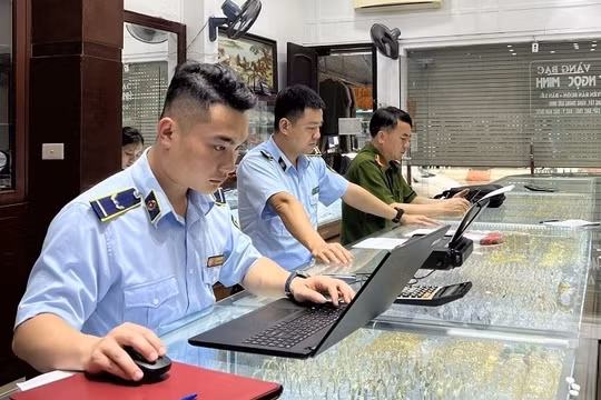 Xử phạt 5 cơ sở kinh doanh vàng, trang sức mỹ nghệ giả mạo nhãn hiệu hàng hóa tại Thanh Hoá