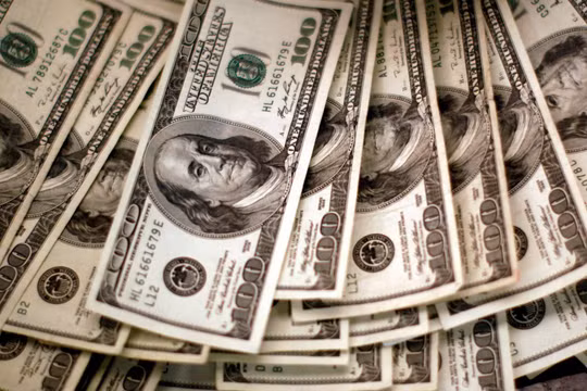 Đồng USD tự do tìm lại mốc 25.000 đồng/USD
