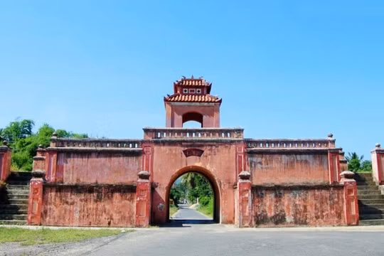 Khánh Hòa: 3 nhà thầu cạnh tranh gói thầu gần 80 tỷ tại Dự án Tu bổ, tôn tạo di tích Thành cổ Diên Khánh