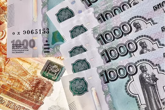 Đồng Rúp Nga đứng trước nguy cơ sụp đổ