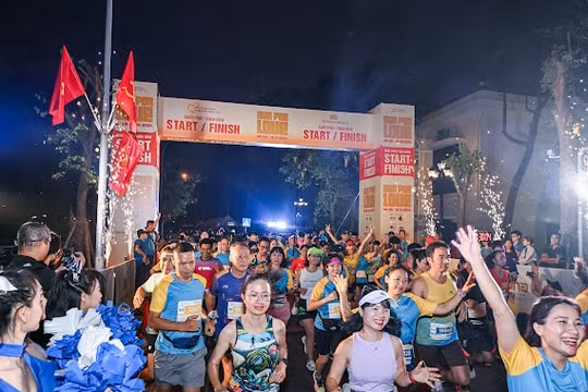 Vietnam Airlines tổ chức thành công giải chạy Run For Love 2024