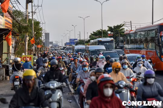Phản ánh trật tự an toàn giao thông nghỉ lễ 2/9, người dân gọi đến đâu?