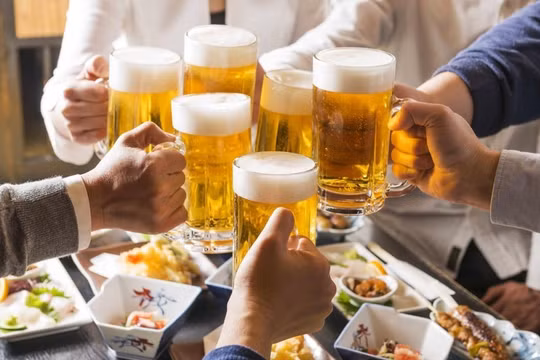 'Đánh' mạnh thuế tiêu thụ đặc biệt đối với bia rượu, có phải là giải pháp tốt?