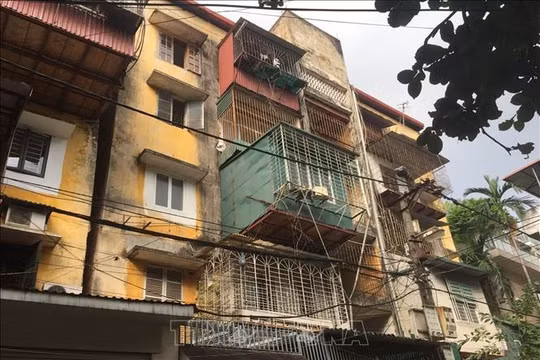 Xây dựng, cải tạo lại chung cư cũ, chủ đầu tư được ưu đãi gì?