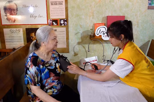 Chuyện cổ tích giữa đời thực với những tấm lòng “Lương y như từ mẫu”