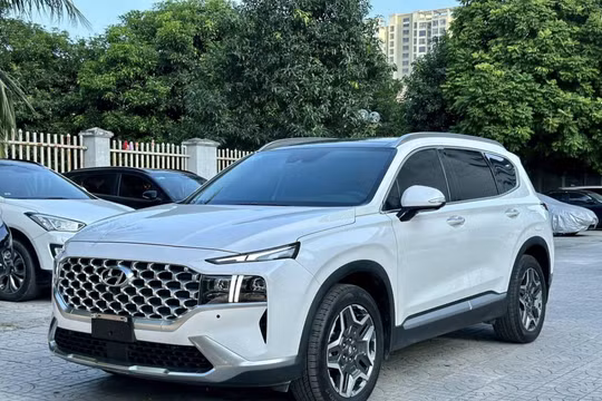 Hyundai tung ưu đãi lên đến 100 triệu đồng trong tháng 4